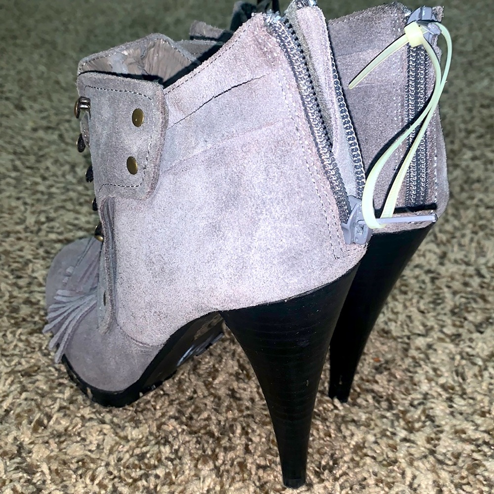 Ladies heels.